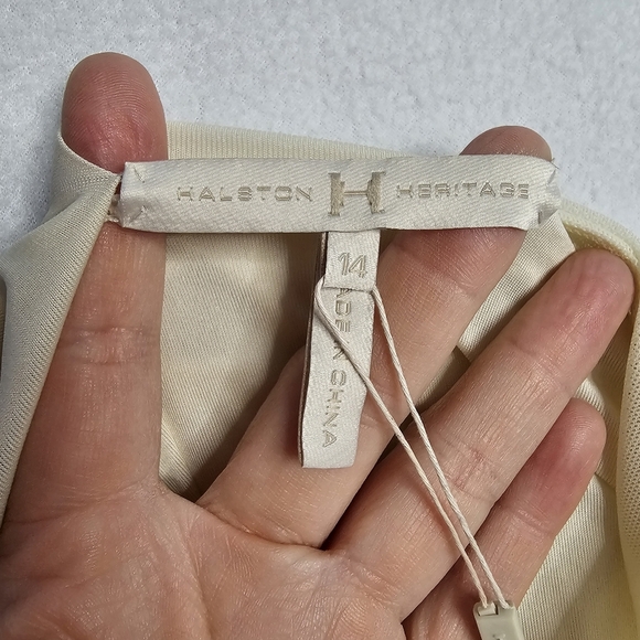 Halston Heritage Sleeve Dress With Sheer Contrast and Side Leg Slit Size 14 New - Picture 14 of 16